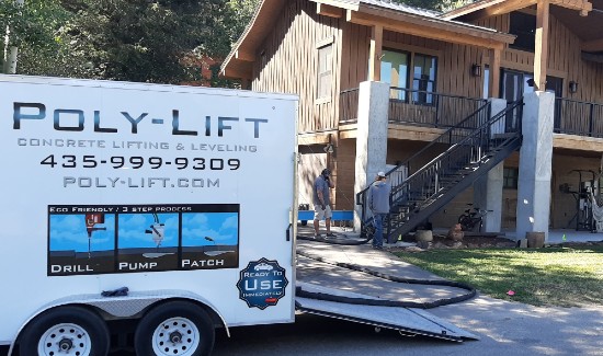 Poly Lift Trailer