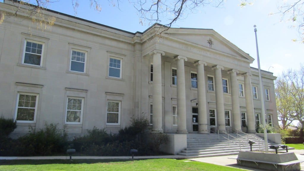 Davis County Memorial Courthouse